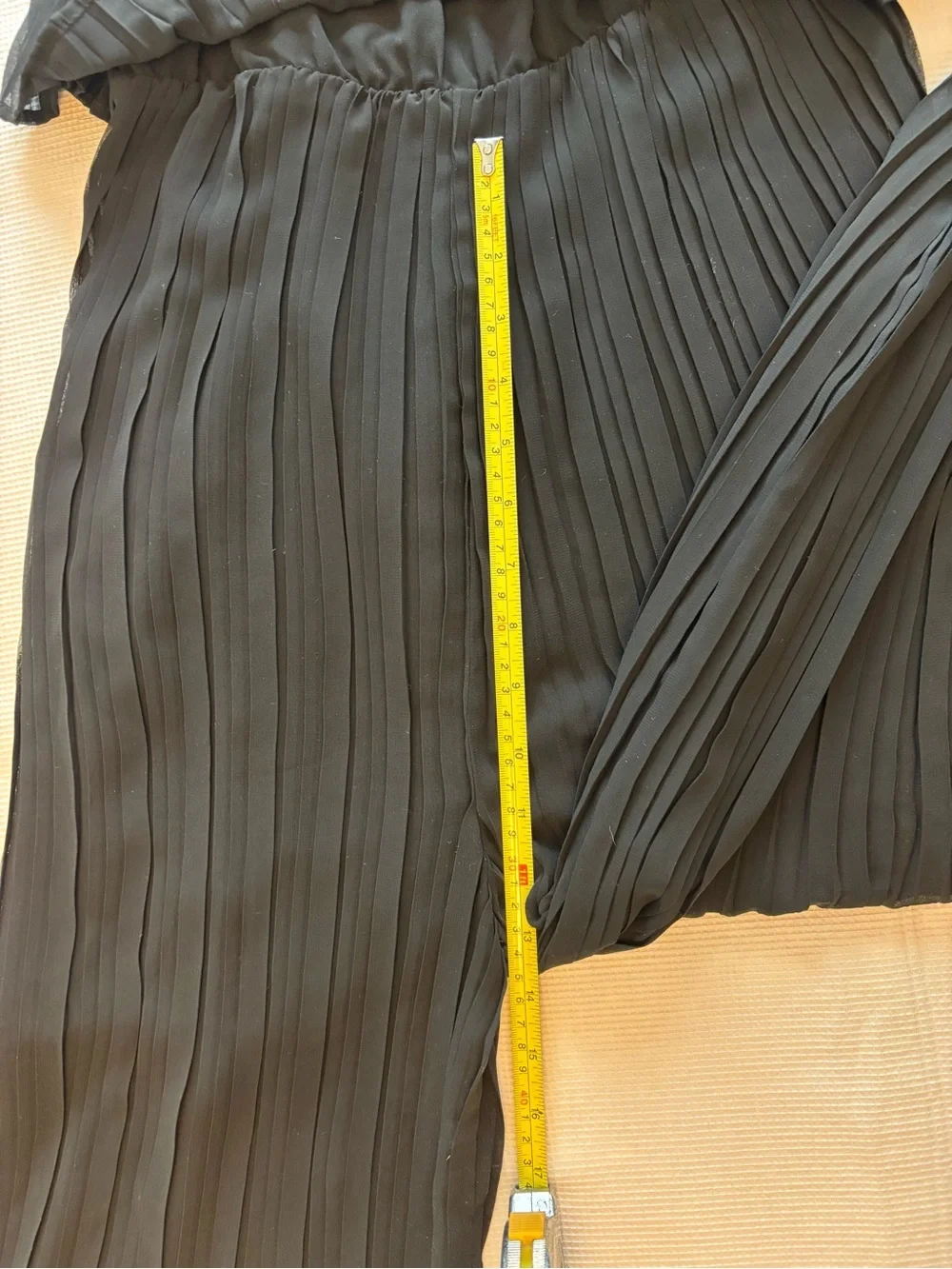 Black Elegant Vertical Pleated Jumpsuit by Shinestar Sz M - Picture 10 of 10
